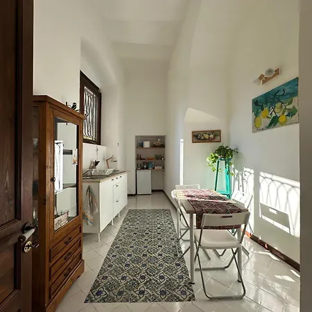 民宿 La Finestra Sugli Archi *